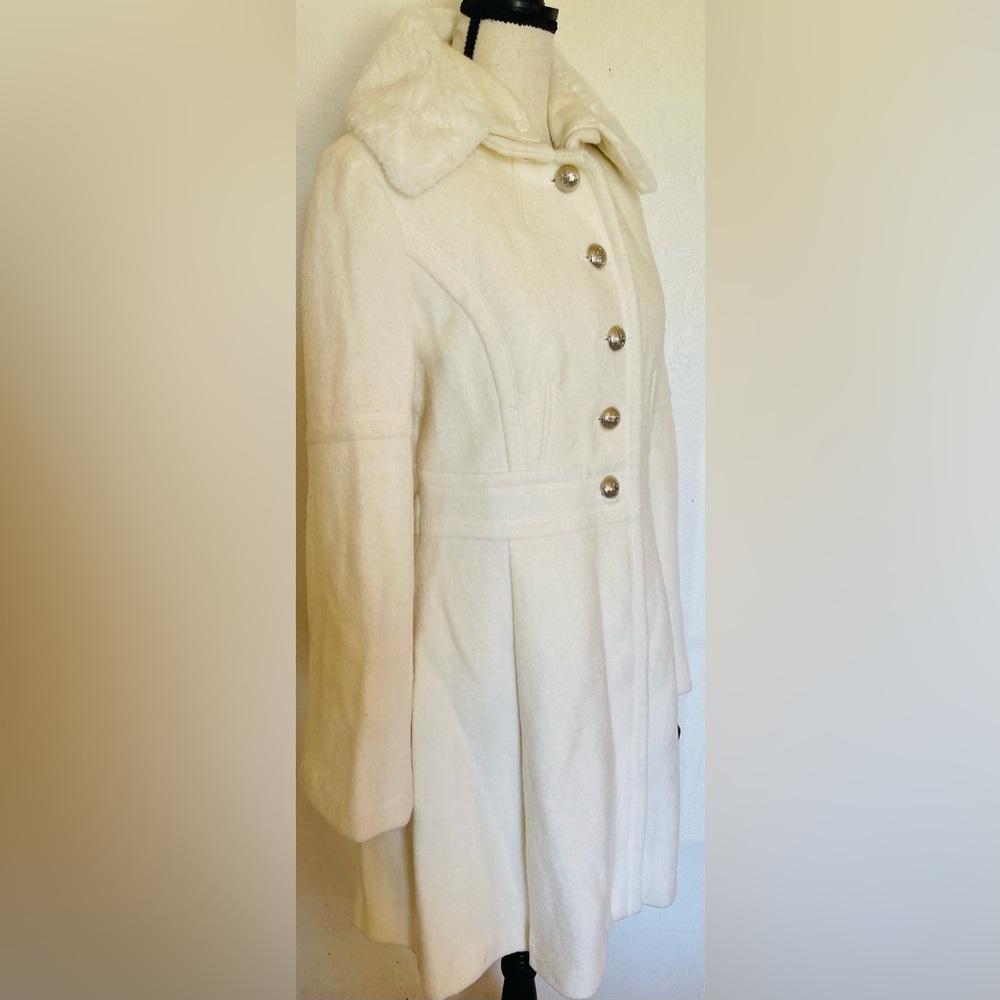 Guess coat - Picture 3 of 10